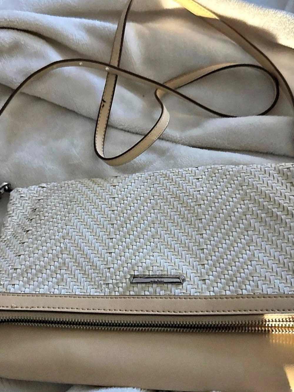 Stella & Dot Waverly 3 in 1 Woven Crossbody Bag in Beige & White - Picture 2 of 12
